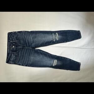 American Eagle Distressed High-Waisted Skinny Jeans - Size 6